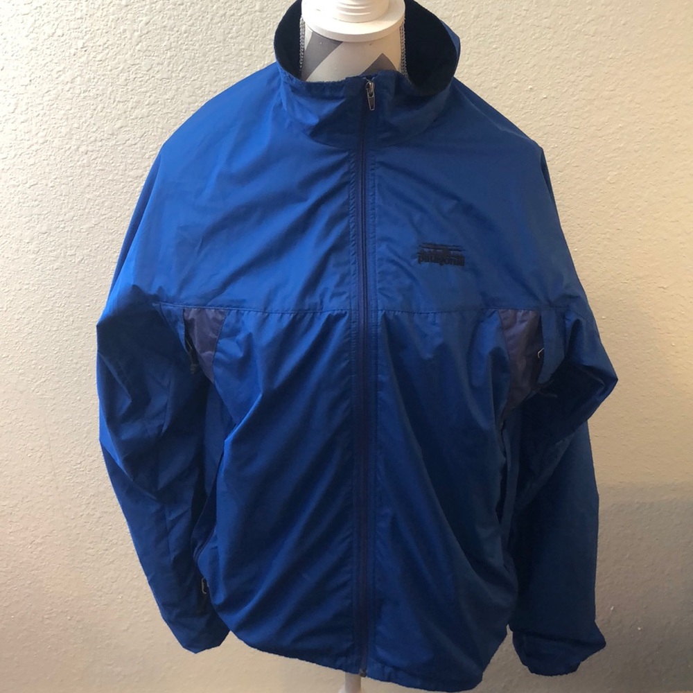 Men’s Patagonia Light weight jacket size M